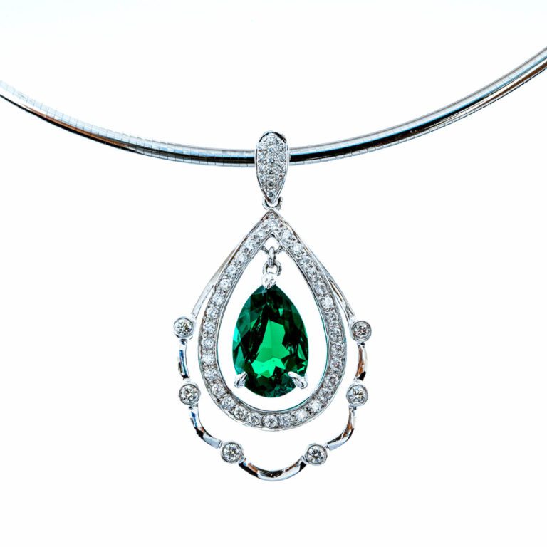Emerald-Palace-Jewellery-8957